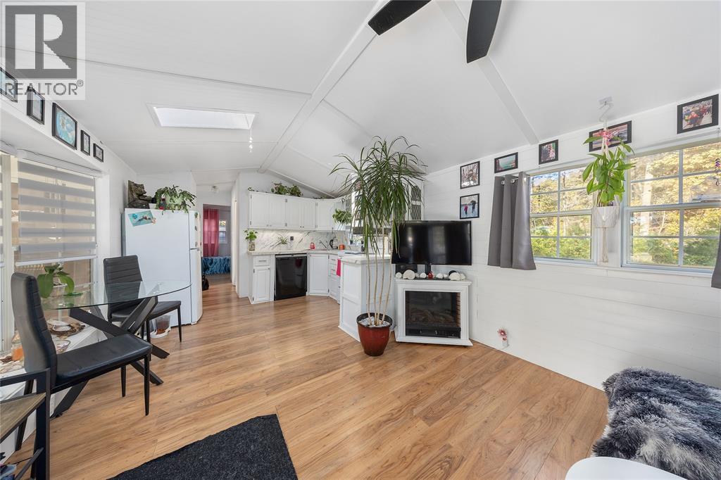 9951 Northville Crescent Unit# 11, Lambton Shores, Ontario  N0M 2N0 - Photo 7 - 26001682