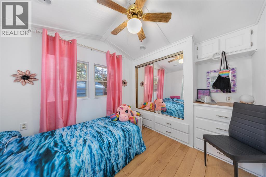 9951 Northville Crescent Unit# 11, Lambton Shores, Ontario  N0M 2N0 - Photo 14 - 26001682