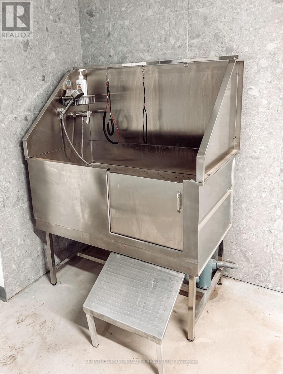 302 - 19 A West Street N, Kawartha Lakes, Ontario  K0M 1N0 - Photo 33 - X13049850