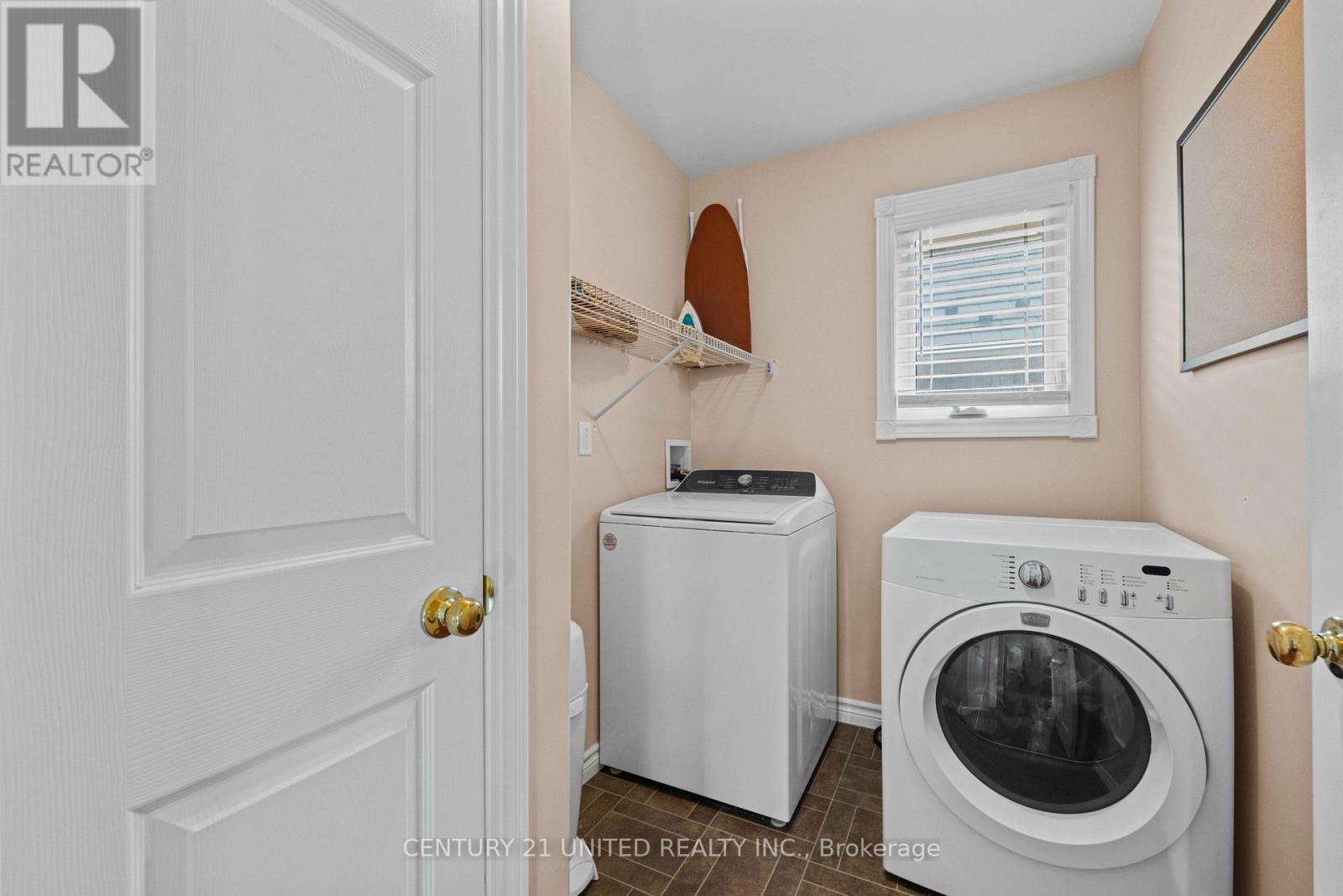 385 Bianco Crescent, Peterborough (Monaghan Ward 2), Ontario  K9K 0A5 - Photo 11 - X13049896