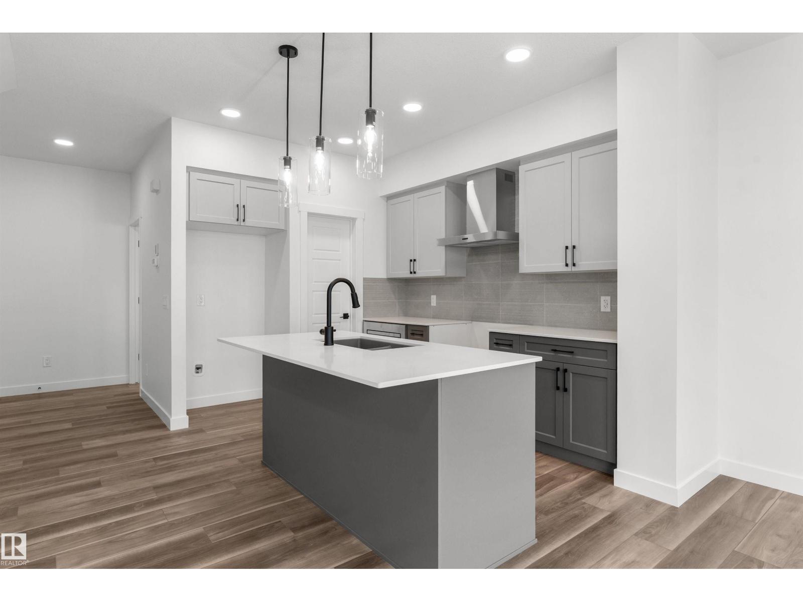 928 18 Av NW, Edmonton, Alberta  T6T 2X4 - Photo 15 - E4473725