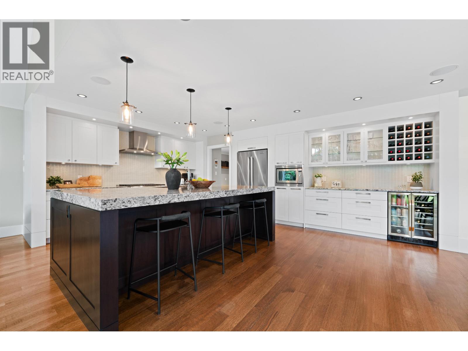 4390 Cheviot Road, North Vancouver, British Columbia  V7R 3T4 - Photo 8 - R3116182