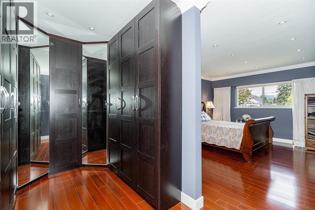 6830 Curtis Street, Burnaby, British Columbia  V5B 2B1 - Photo 16 - R3116186