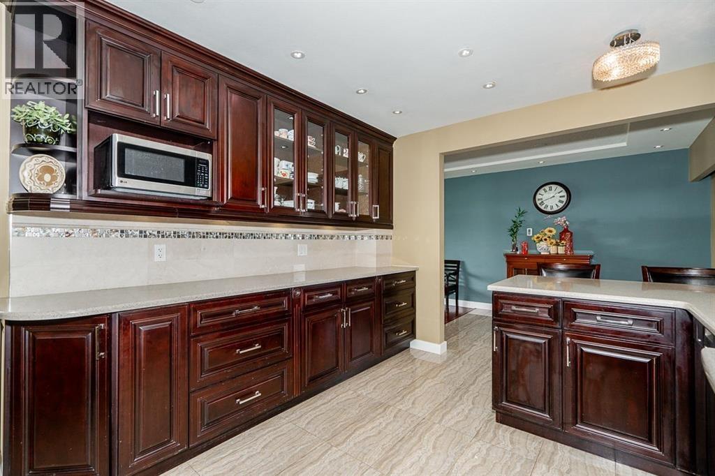 6830 Curtis Street, Burnaby, British Columbia  V5B 2B1 - Photo 8 - R3116186