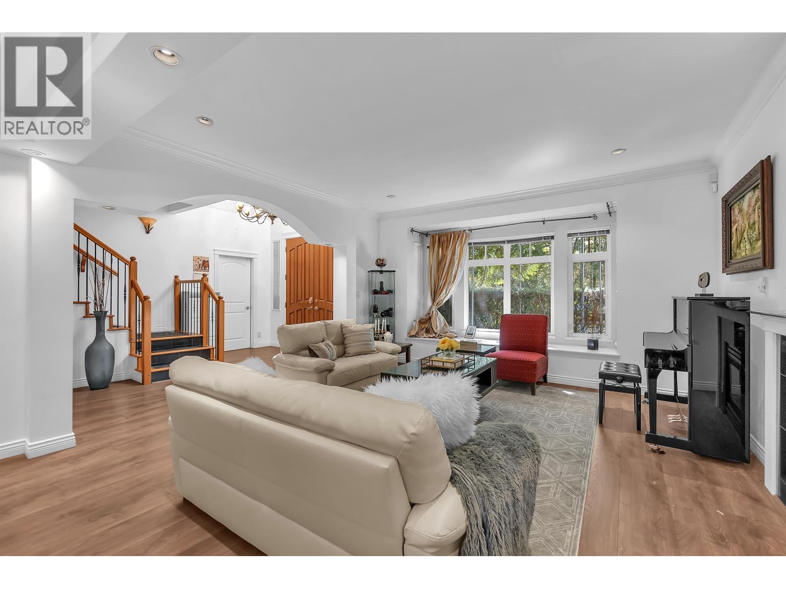 786 W 17th Street, North Vancouver, British Columbia  V7P 3S9 - Photo 4 - R3116194