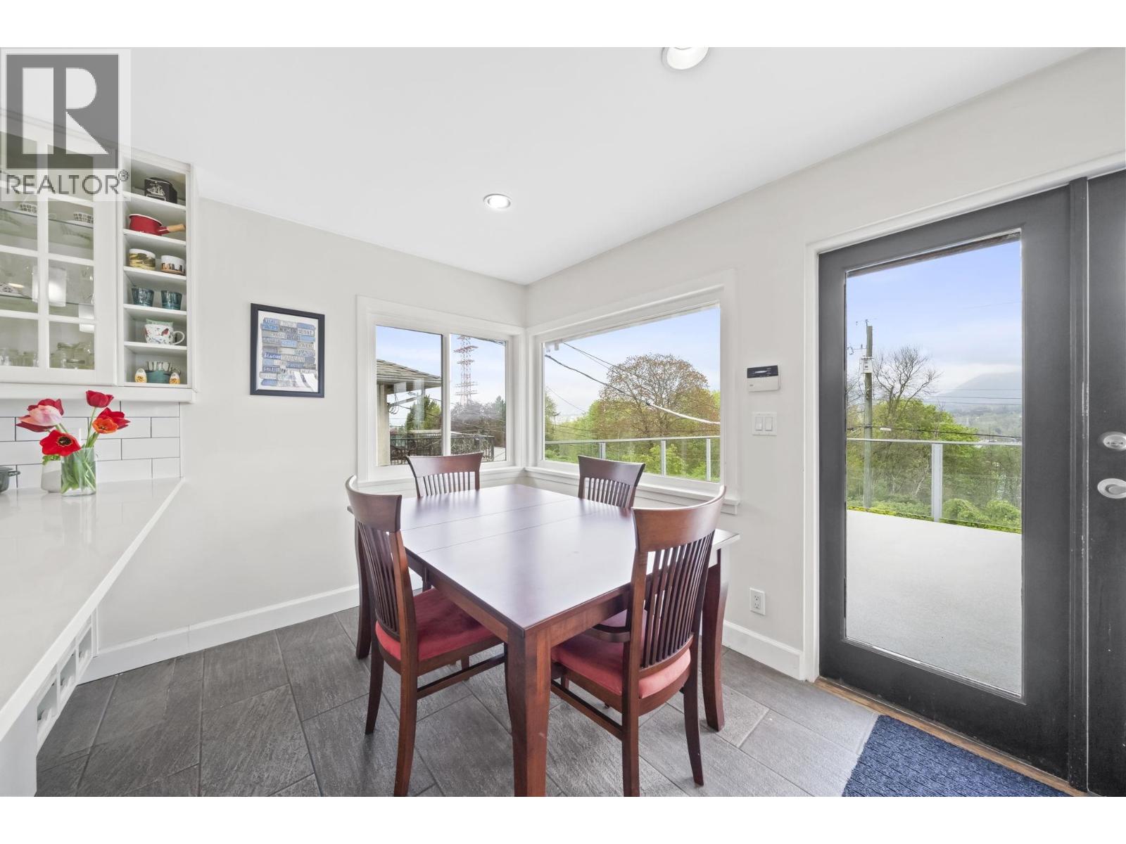 3765 Edinburgh Street, Burnaby, British Columbia  V5C 1R4 - Photo 10 - R3116199