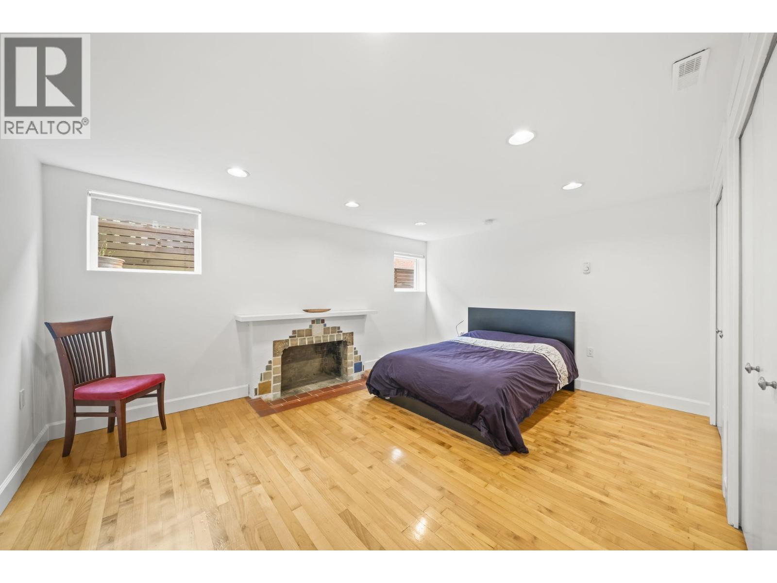 3765 Edinburgh Street, Burnaby, British Columbia  V5C 1R4 - Photo 26 - R3116199