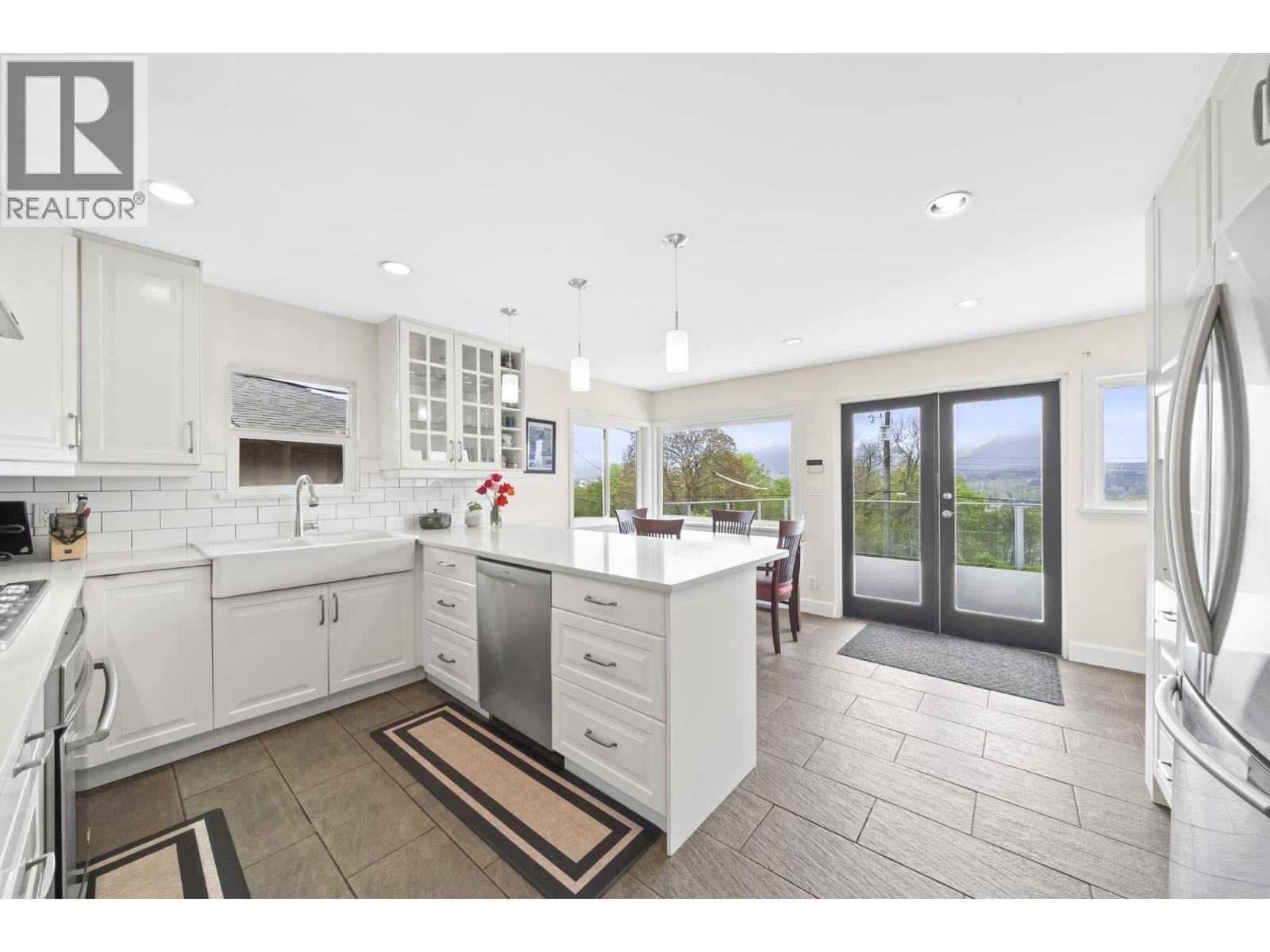 3765 Edinburgh Street, Burnaby, British Columbia  V5C 1R4 - Photo 7 - R3116199