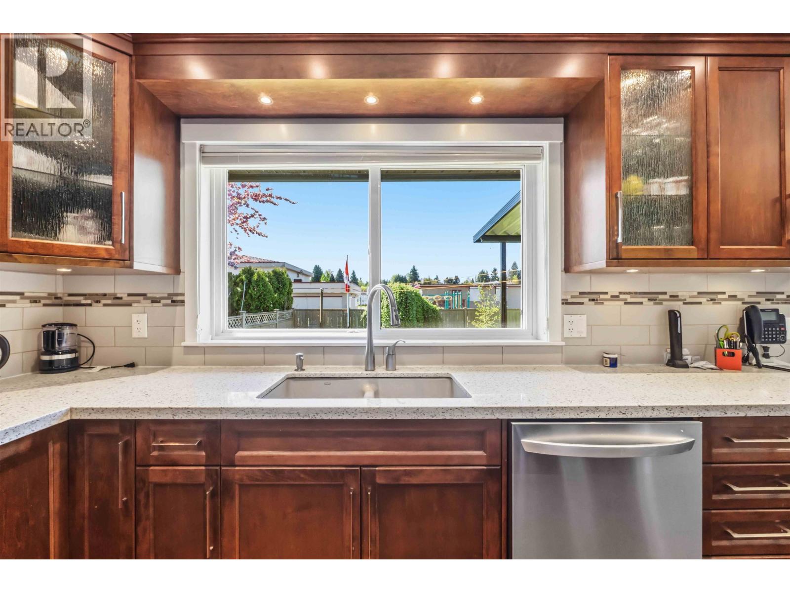 22108 Kerry Crescent, Maple Ridge, British Columbia  V2X 0V8 - Photo 15 - R3116207