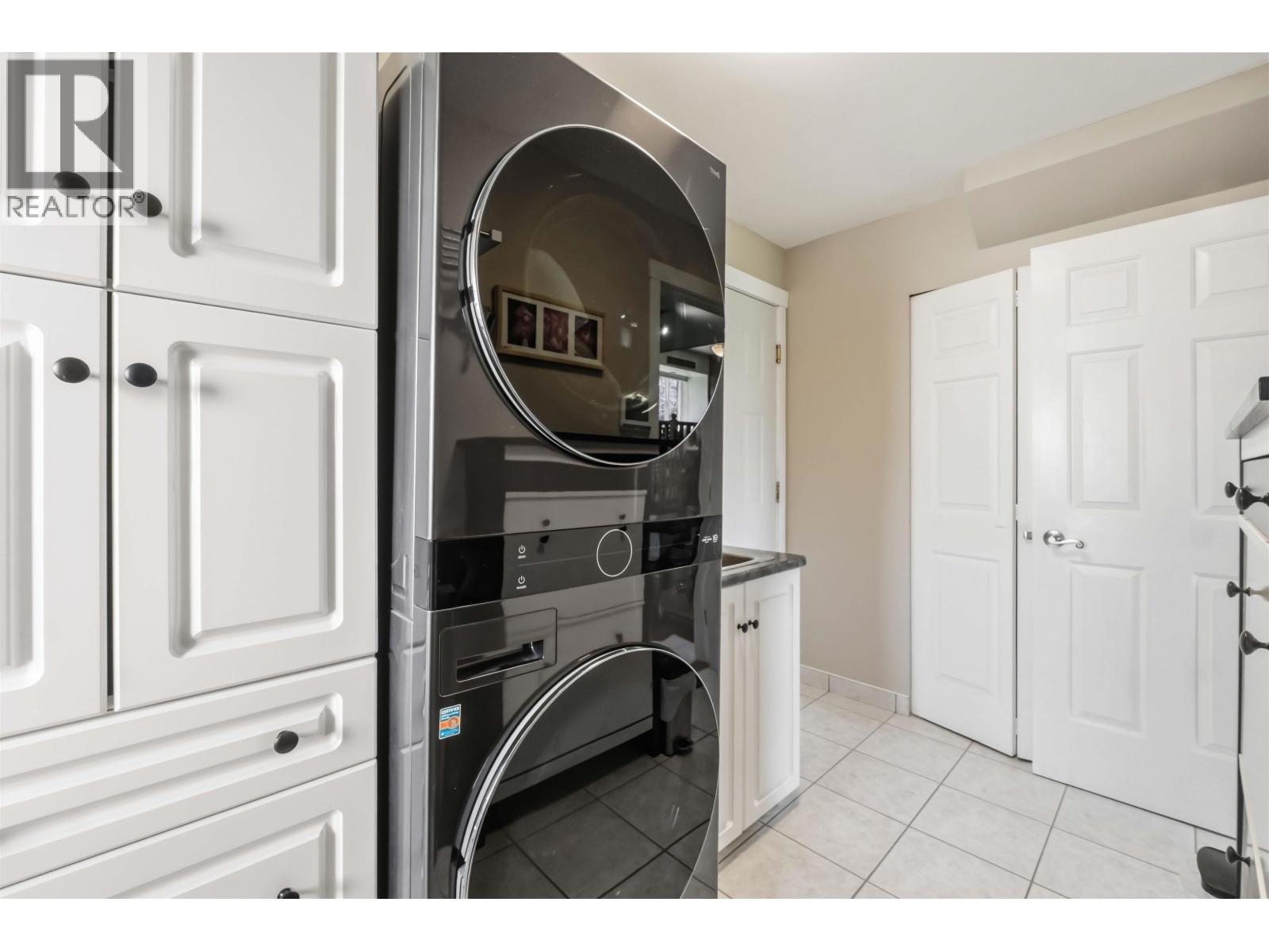 22108 Kerry Crescent, Maple Ridge, British Columbia  V2X 0V8 - Photo 19 - R3116207