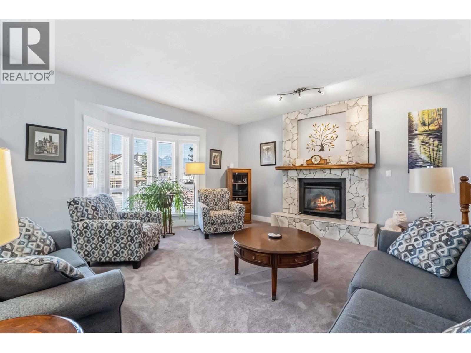 22108 Kerry Crescent, Maple Ridge, British Columbia  V2X 0V8 - Photo 4 - R3116207