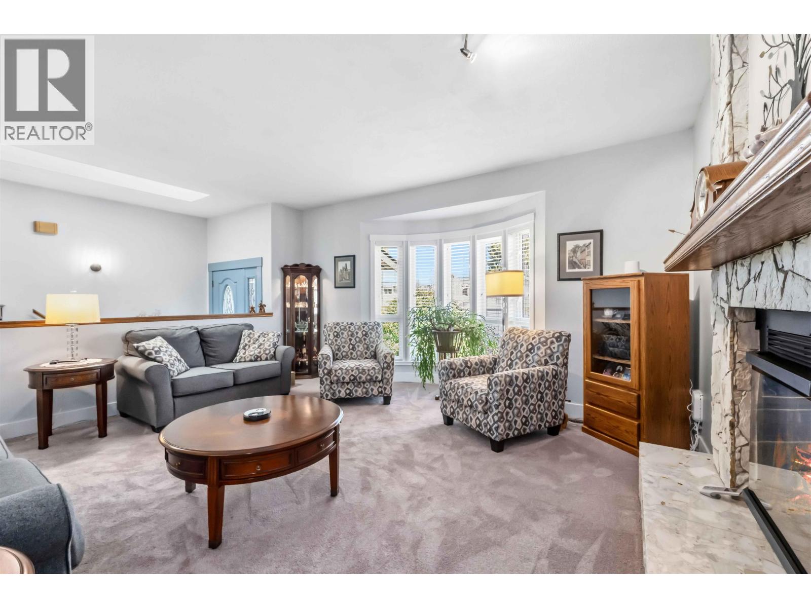 22108 Kerry Crescent, Maple Ridge, British Columbia  V2X 0V8 - Photo 5 - R3116207