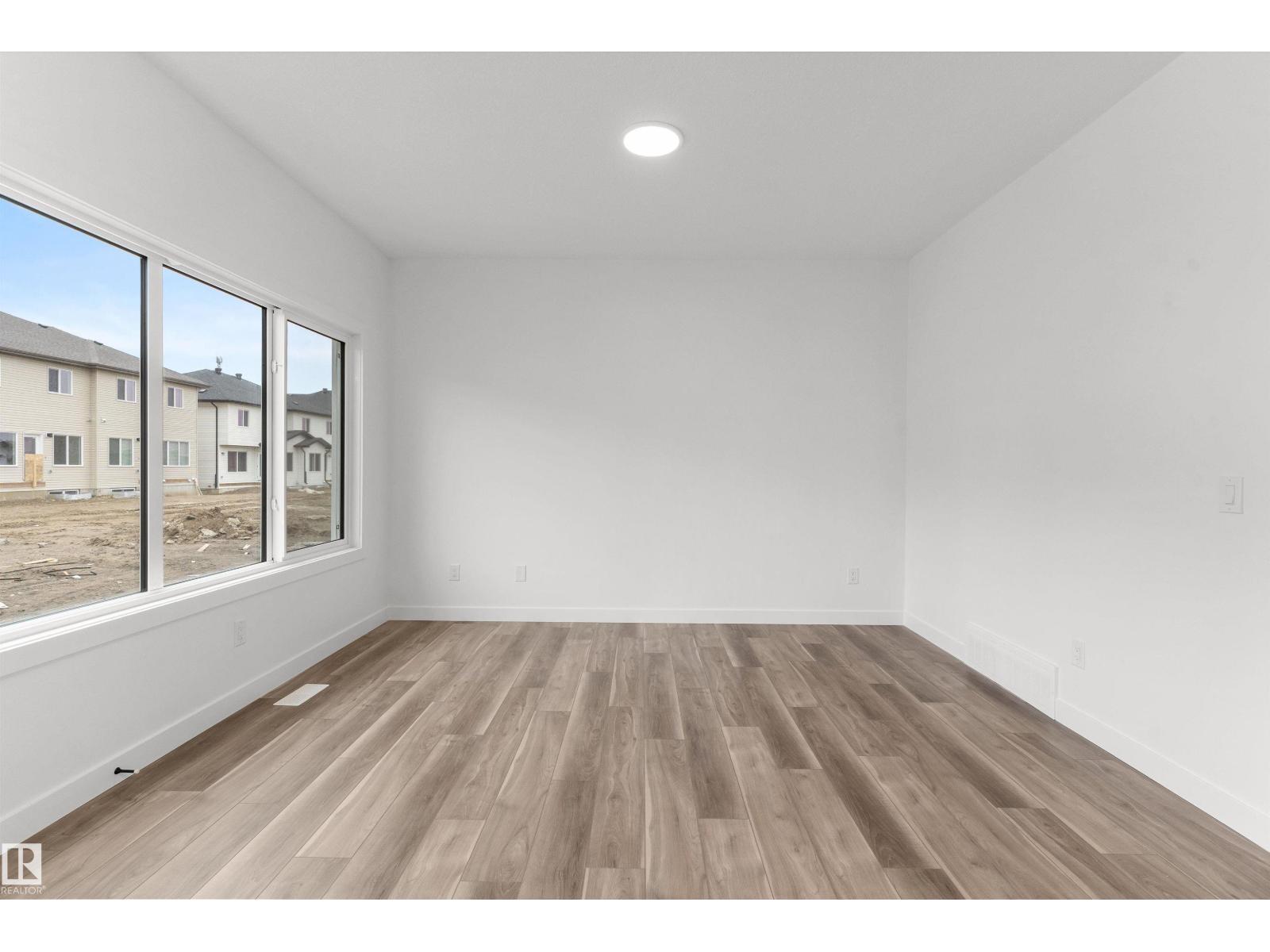 928 18 Av NW, Edmonton, Alberta  T6T 2X4 - Photo 8 - E4473725