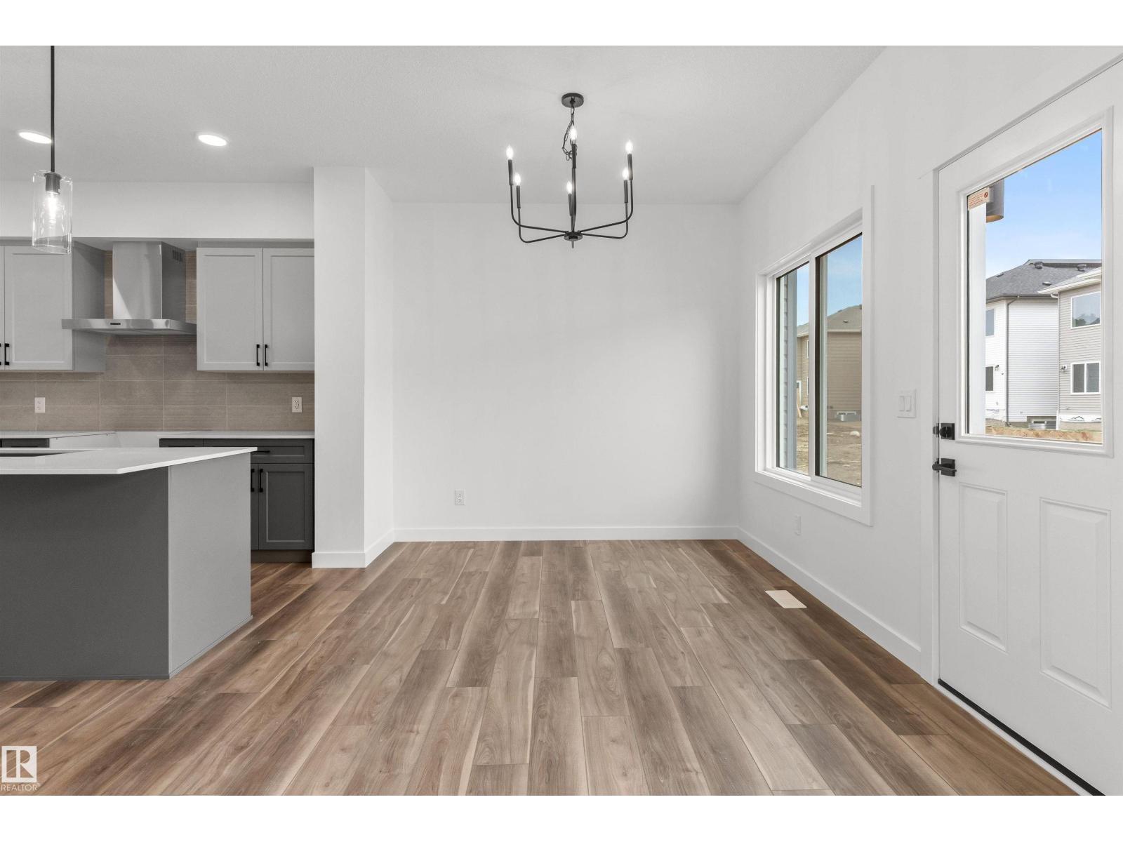 928 18 Av NW, Edmonton, Alberta  T6T 2X4 - Photo 11 - E4473725