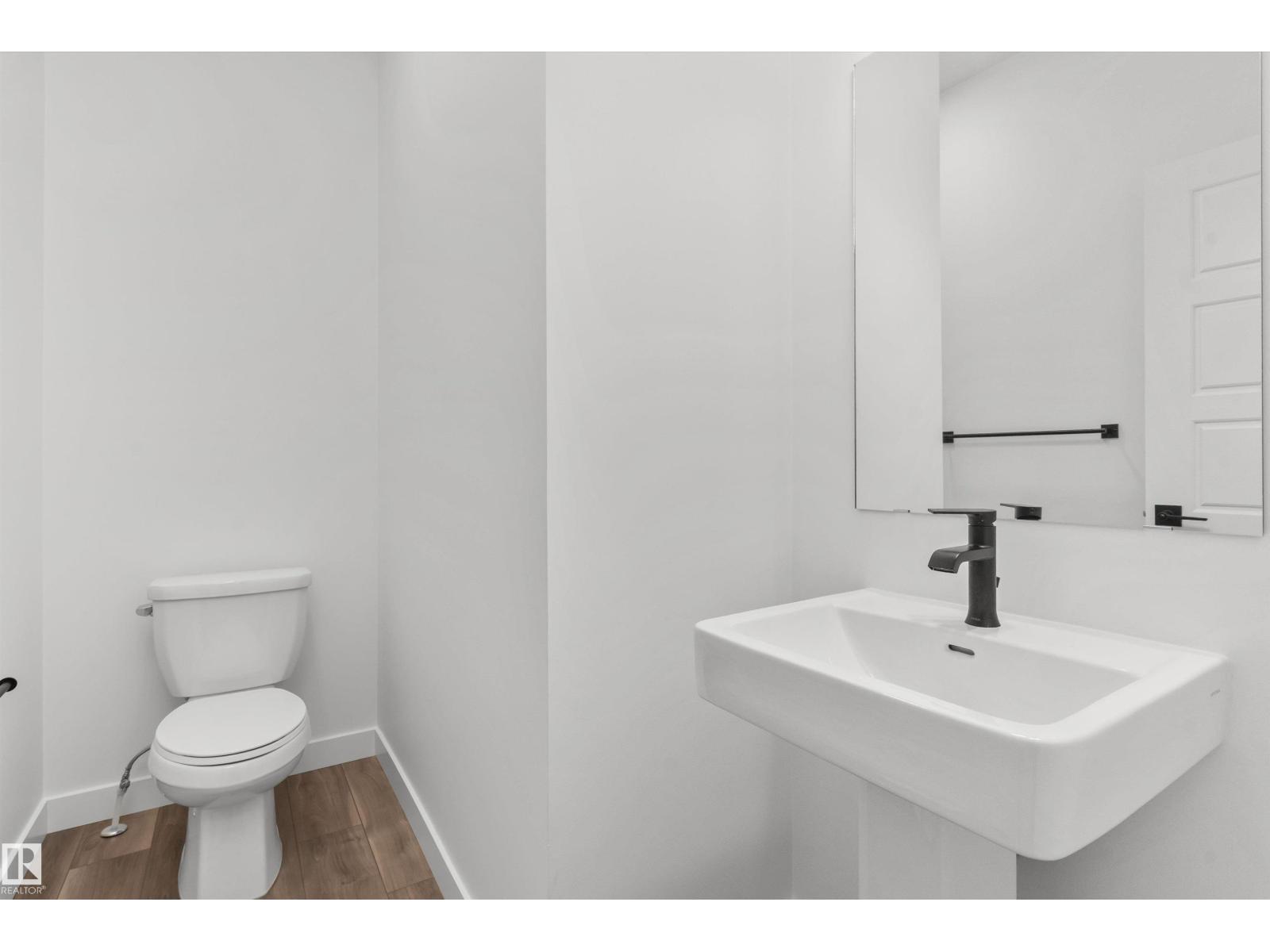 928 18 Av NW, Edmonton, Alberta  T6T 2X4 - Photo 5 - E4473725