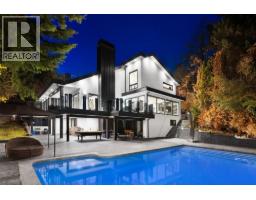 1110 HILLSIDE ROAD, West Vancouver, British Columbia