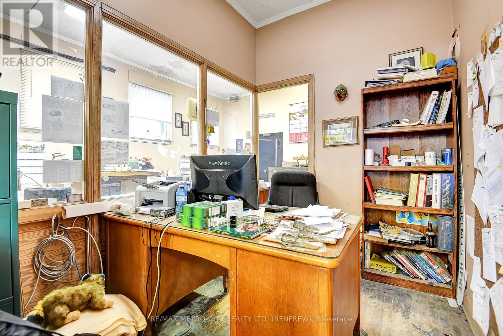 150 Raglan Street S, Renfrew, Ontario  K7V 1R1 - Photo 25 - X12270743