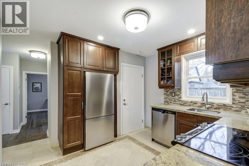 34 Oakley Court, Ancaster, Ontario  L9G 1T5 - Photo 12 - 40811794