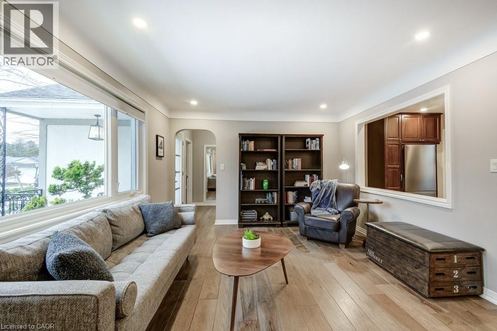 34 Oakley Court, Ancaster, Ontario  L9G 1T5 - Photo 8 - 40811794