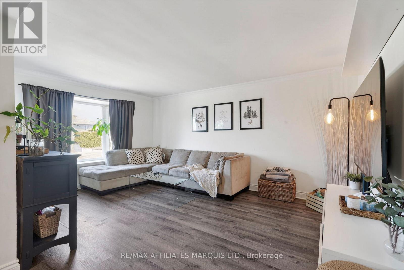 615 Twelfth Street E, Cornwall, Ontario  K6H 3B3 - Photo 2 - X13049856