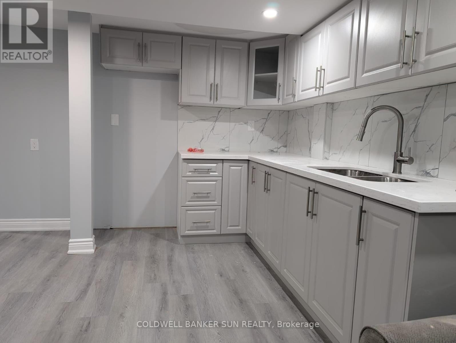 62 Swordfish Drive, Whitby, Ontario  L1P 1Y5 - Photo 14 - E13049854