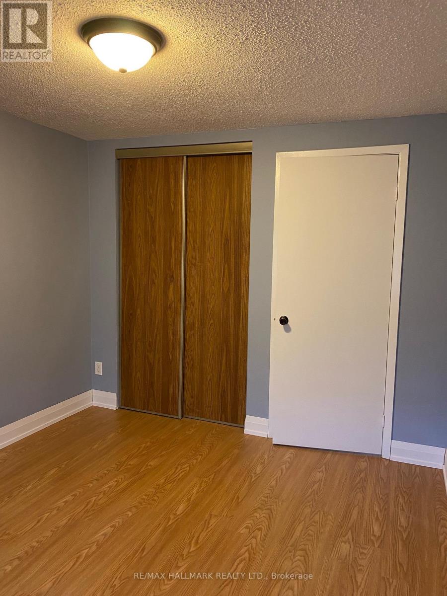 5 Michael Drive, Richmond Hill (North Richvale), Ontario  L4C 5W6 - Photo 17 - N13049880