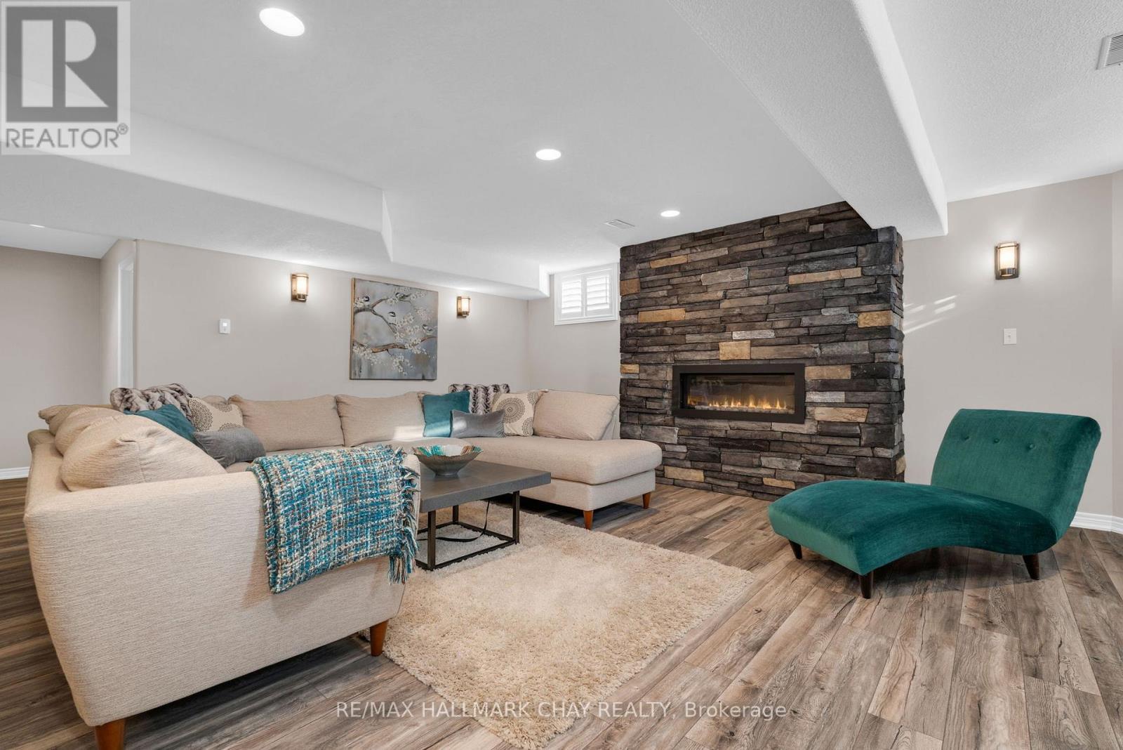 37 Brookfield Crescent, Barrie (Bayshore), Ontario  L4N 9R6 - Photo 21 - S13049898