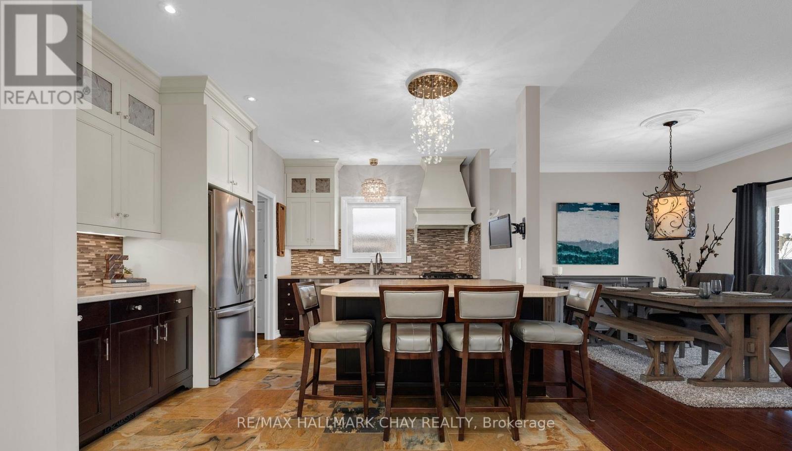 37 Brookfield Crescent, Barrie (Bayshore), Ontario  L4N 9R6 - Photo 6 - S13049898