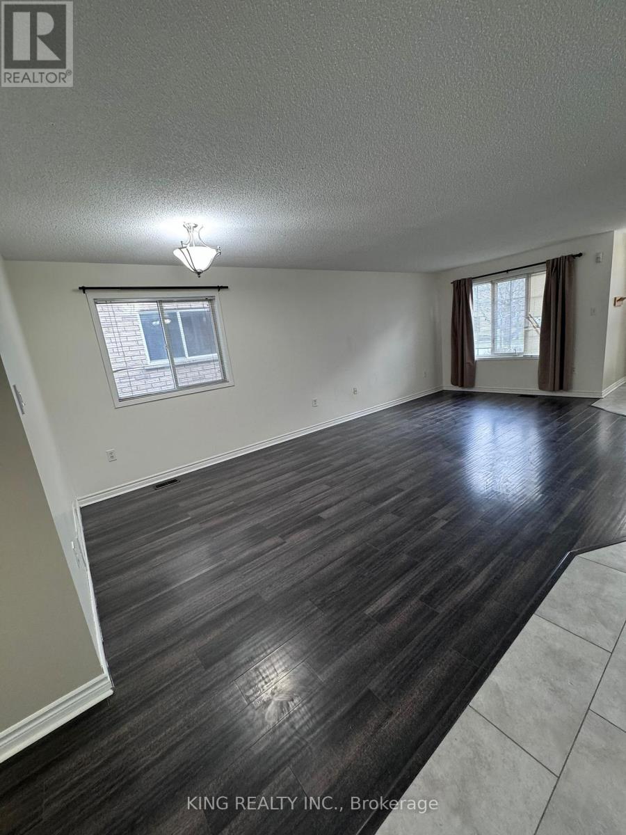 Upper Level - 39 Red Oak Drive, Barrie (Holly), Ontario  L4N 9M3 - Photo 5 - S13049916