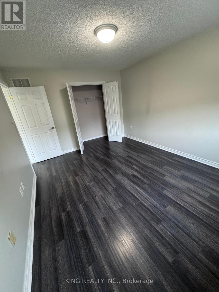 Upper Level - 39 Red Oak Drive, Barrie (Holly), Ontario  L4N 9M3 - Photo 8 - S13049916