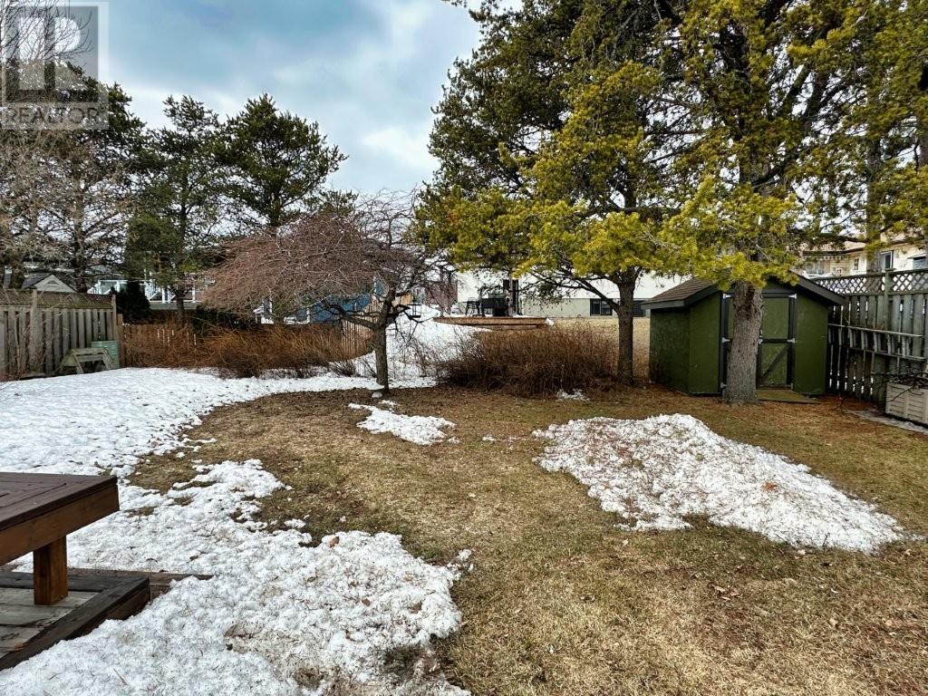 151 Essex Court, Thunder Bay, Ontario  P7A 7N4 - Photo 47 - TB2600763