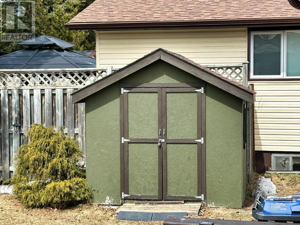 151 Essex Court, Thunder Bay, Ontario  P7A 7N4 - Photo 48 - TB2600763