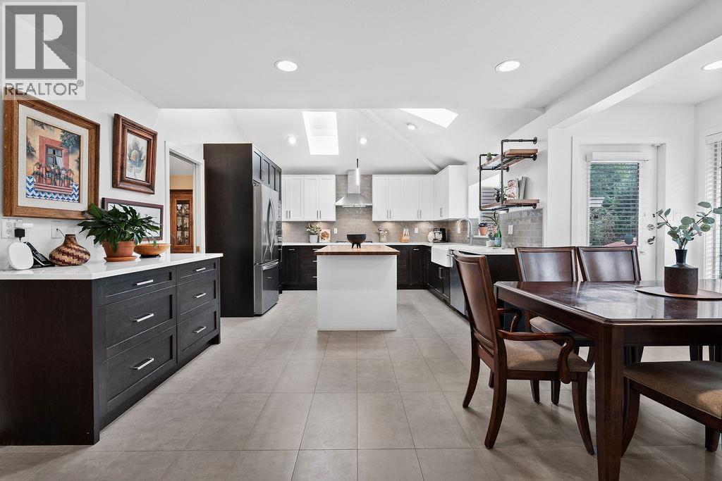 1659 Orkney Place, North Vancouver, British Columbia  V7H 2Z1 - Photo 12 - R3116187