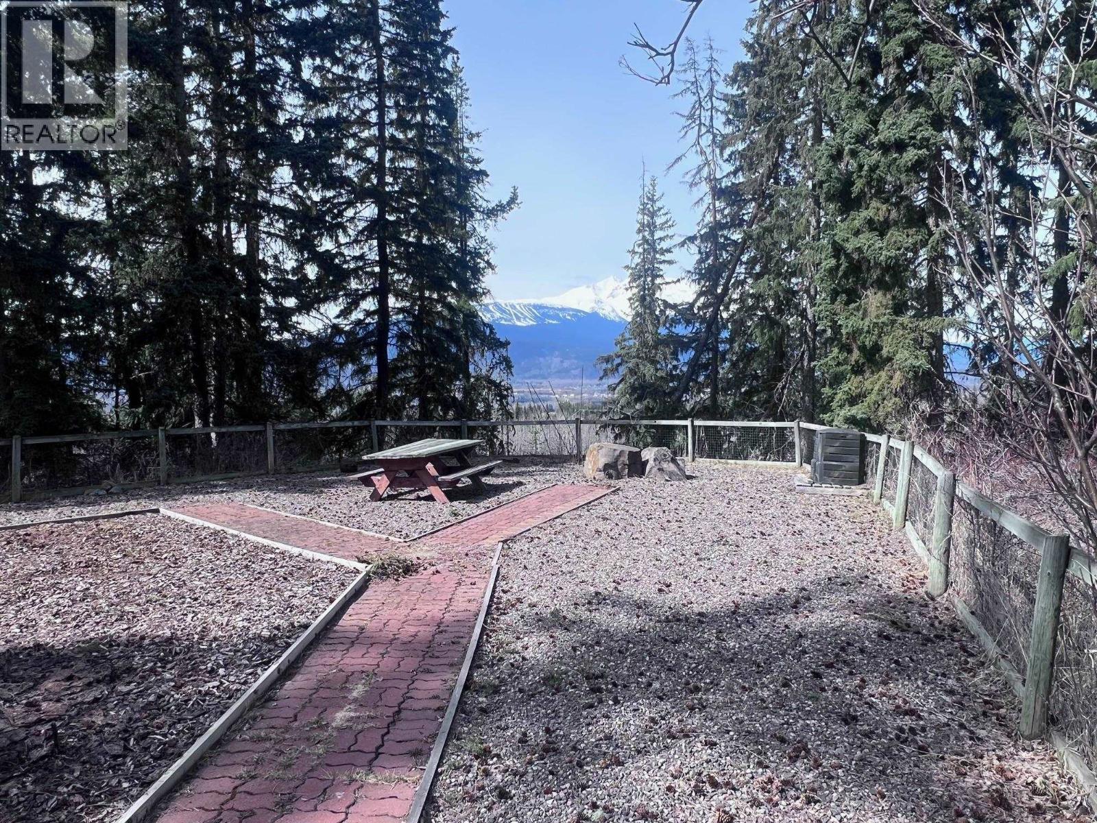 3170 Mountainview Road, Smithers, British Columbia  V0J 2N6 - Photo 10 - R3115586