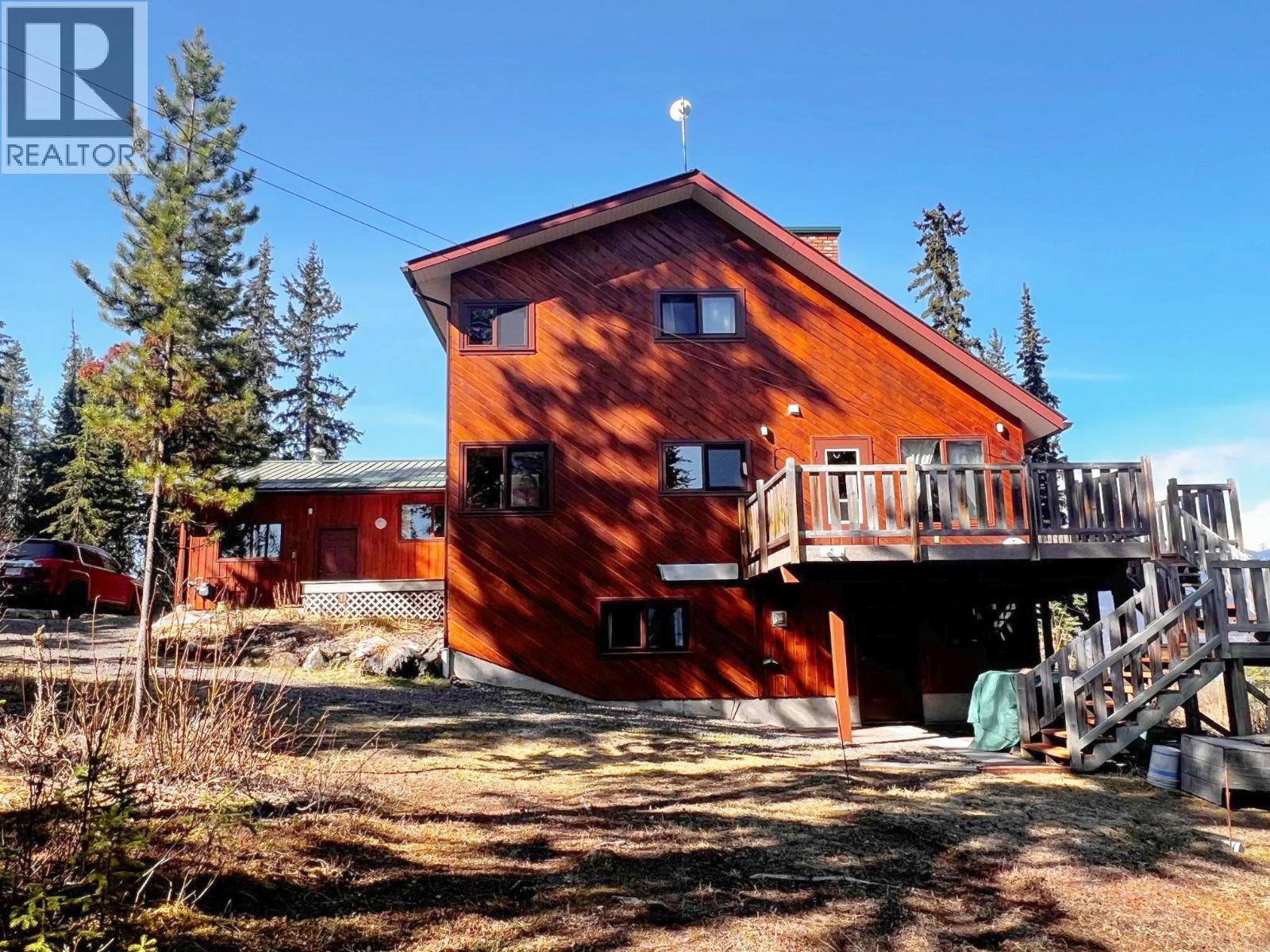 3170 Mountainview Road, Smithers, British Columbia  V0J 2N6 - Photo 2 - R3115586