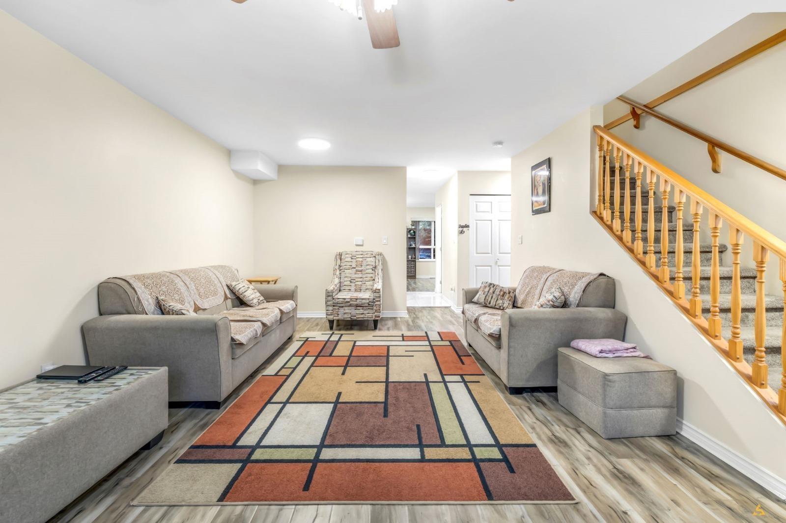 27 12730 66 Avenue, Surrey, British Columbia  V3W 1P3 - Photo 3 - R3114781