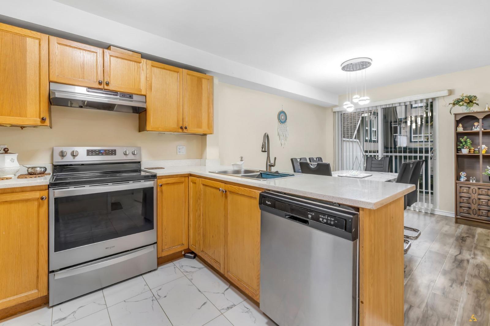 27 12730 66 Avenue, Surrey, British Columbia  V3W 1P3 - Photo 6 - R3114781