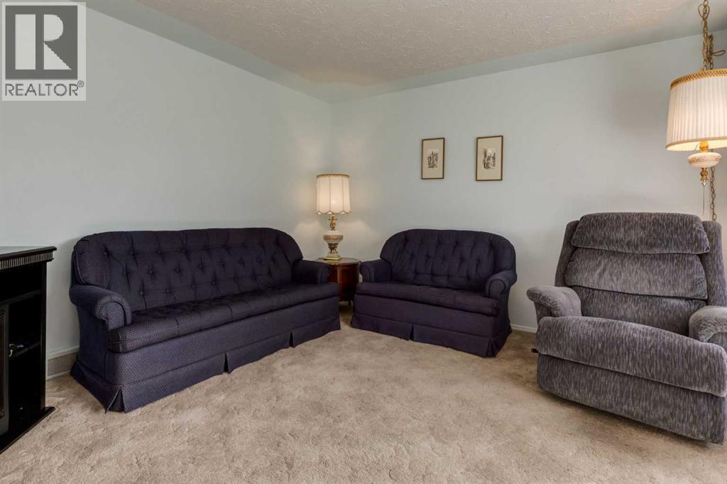 178 Windermere Road SW, Calgary, Alberta  T3C 3K8 - Photo 7 - A2269344