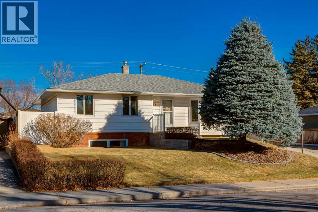 178 Windermere Road SW, Calgary, Alberta  T3C 3K8 - Photo 1 - A2269344