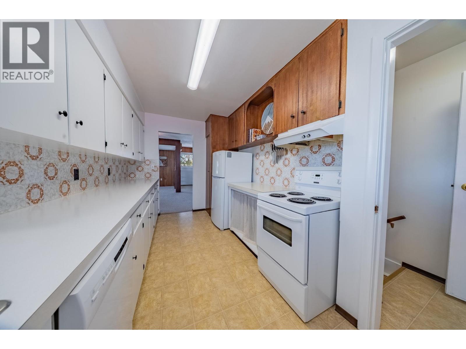 12248 Saskatoon Avenue, Fort St. John, British Columbia  V1J 8C6 - Photo 11 - R3115692