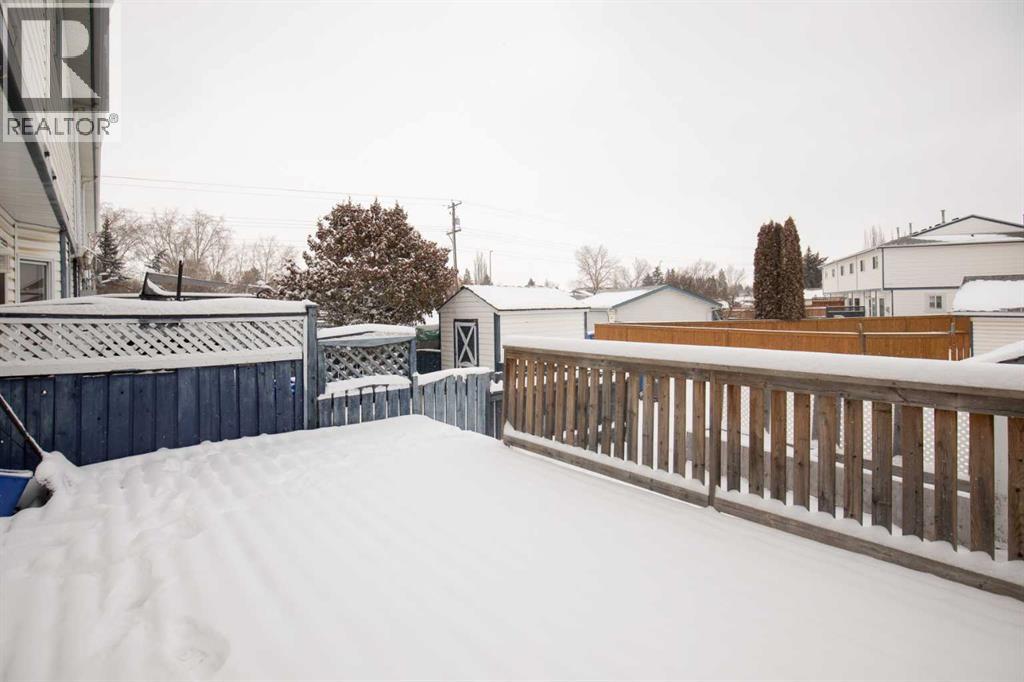 11 Ellenwood Drive, Red Deer, Alberta  T4R 2E3 - Photo 29 - A2302876