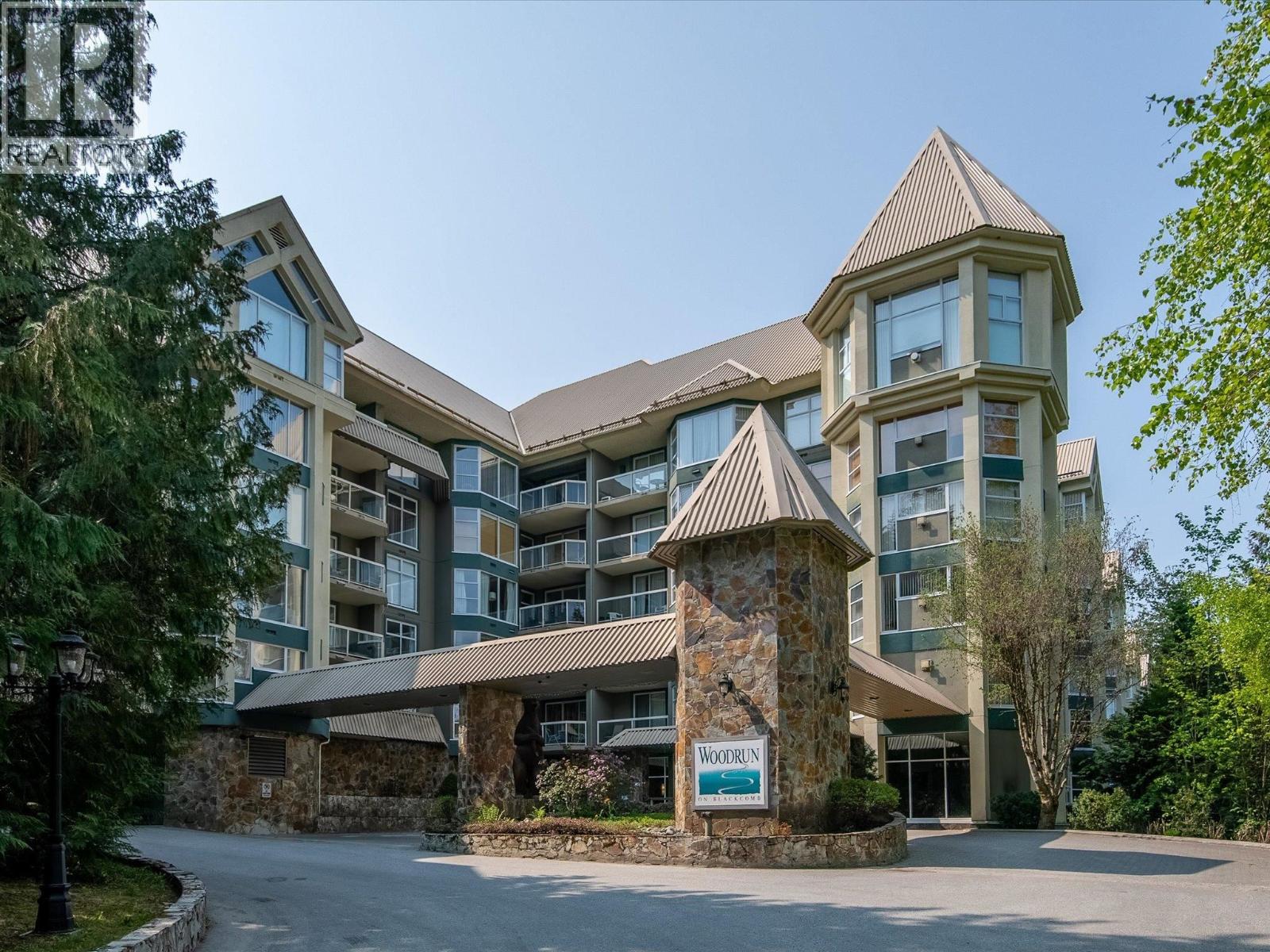 415 4910 SPEARHEAD PLACE, Whistler, British Columbia