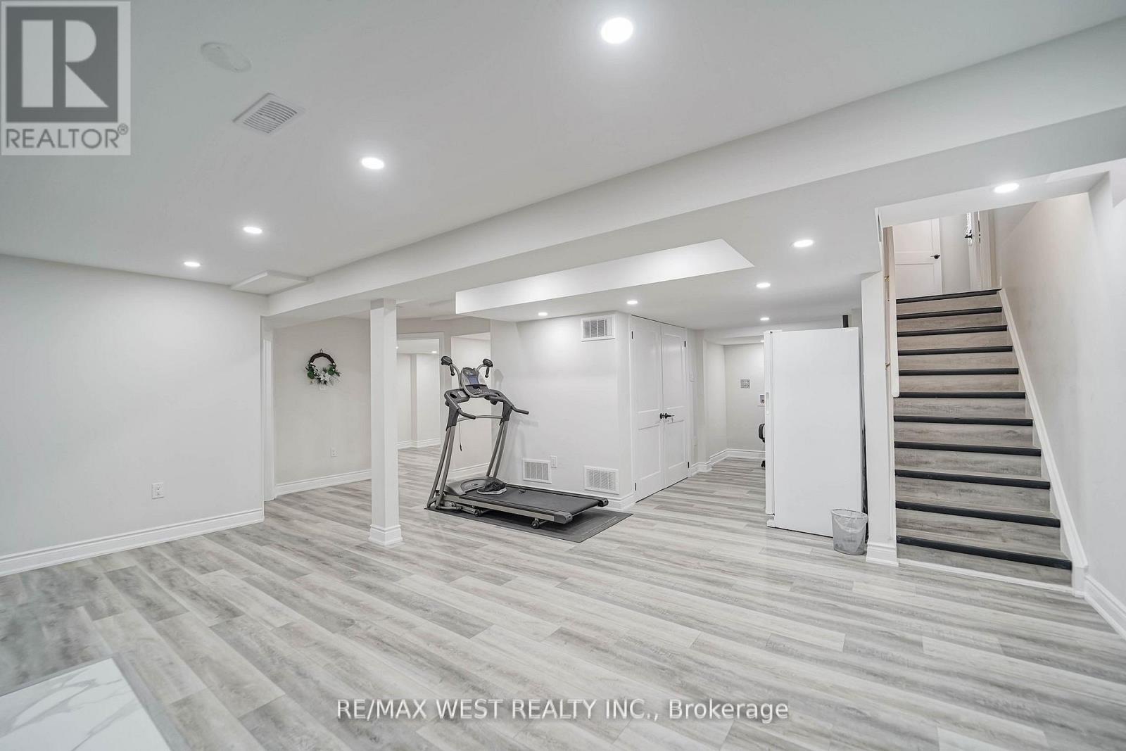 38 Bottlebrush Drive, Brampton, Ontario  L6R 2Z5 - Photo 16 - W13049882