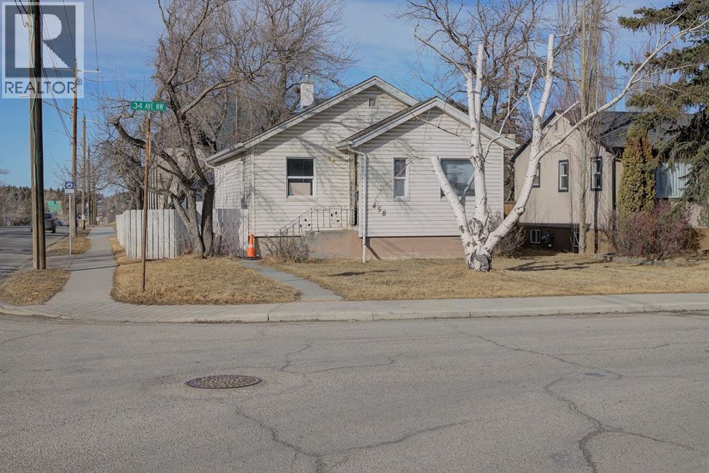 458 34 Avenue NW, Calgary, Alberta  T2K 0B8 - Photo 3 - A2294746