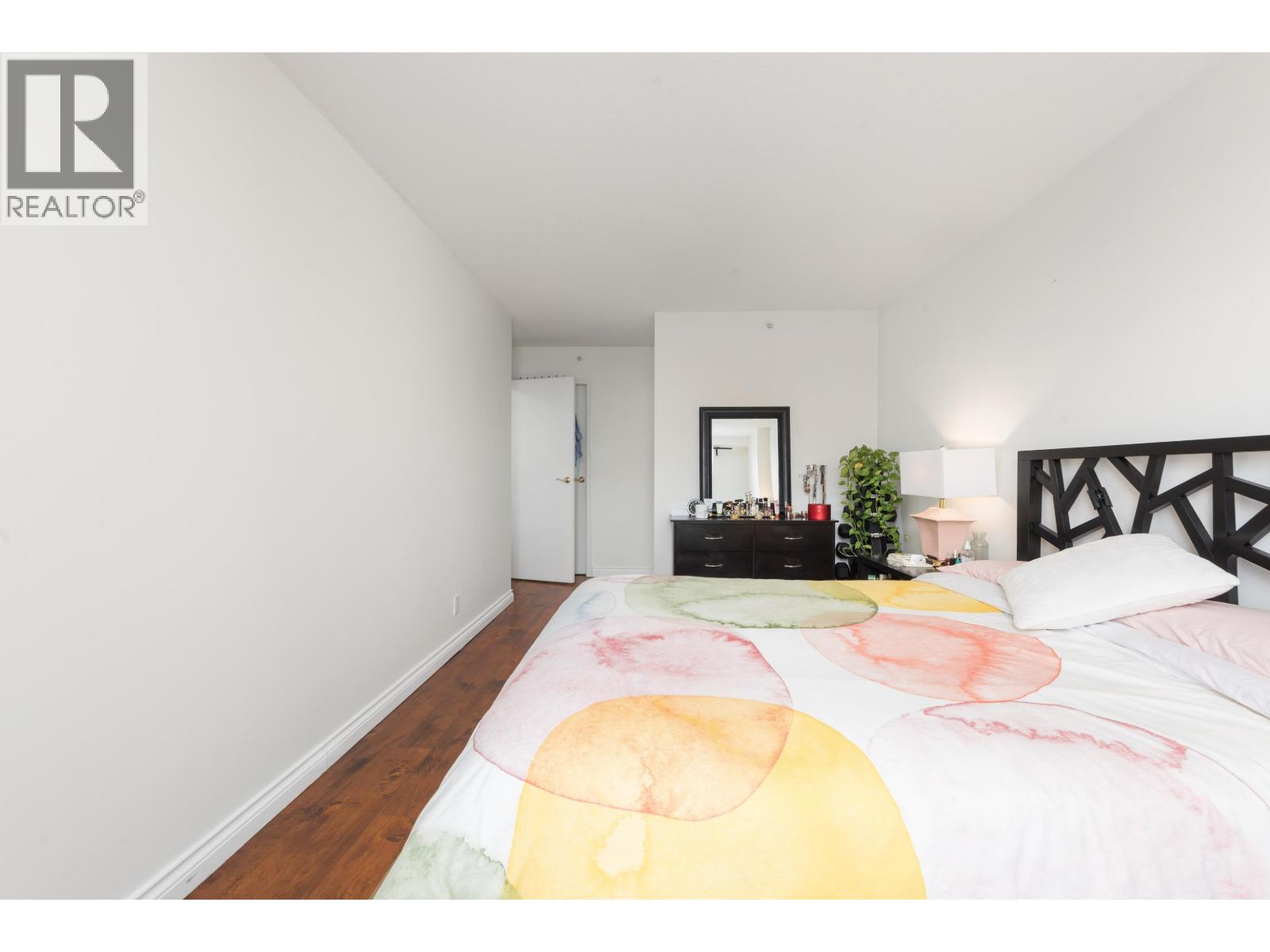 1201 1228 Marinaside Crescent, Vancouver, British Columbia  V6Z 2W4 - Photo 12 - R3116118