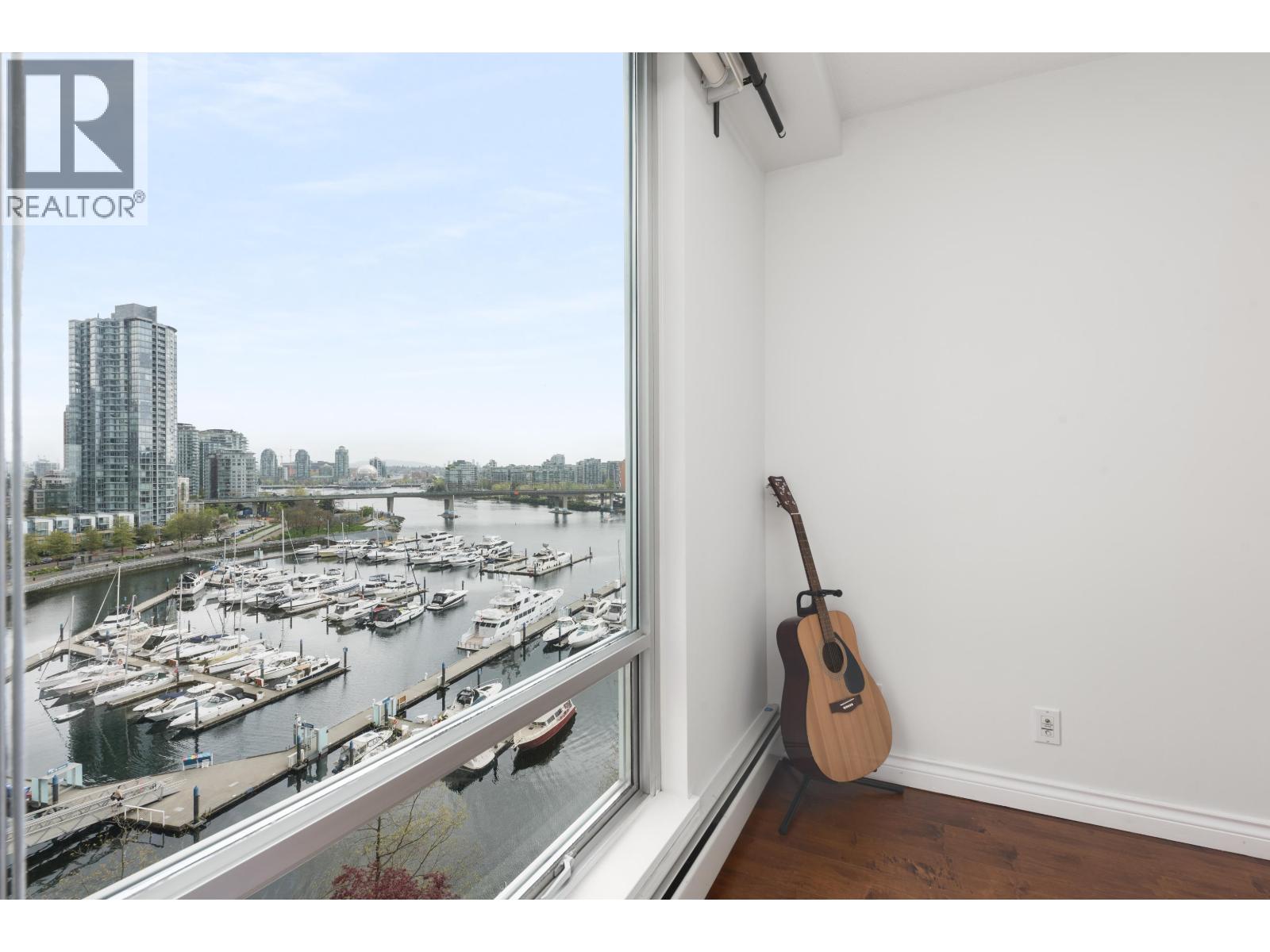 1201 1228 Marinaside Crescent, Vancouver, British Columbia  V6Z 2W4 - Photo 13 - R3116118