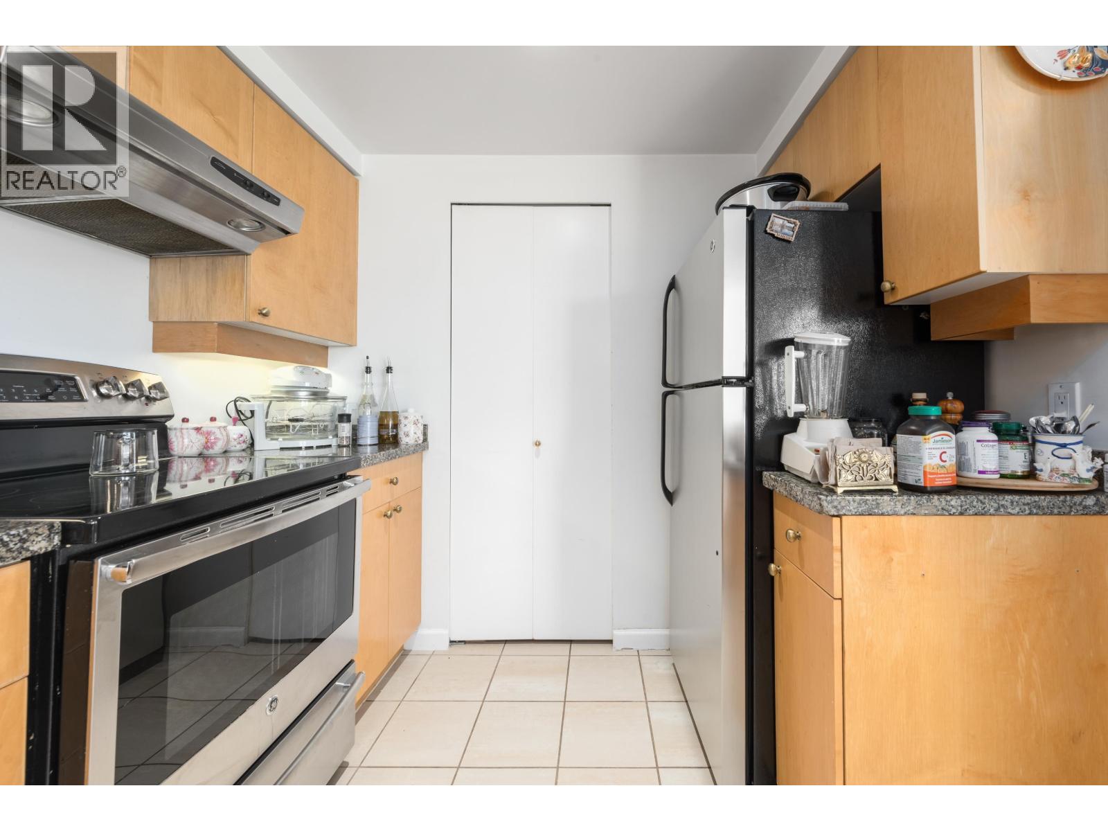 1201 1228 Marinaside Crescent, Vancouver, British Columbia  V6Z 2W4 - Photo 10 - R3116118