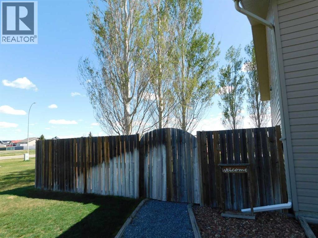 136 Meadowbrook Drive E, Brooks, Alberta  T1R 1N8 - Photo 4 - A2305582