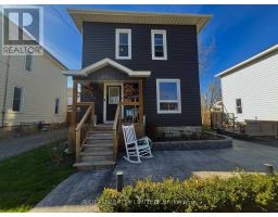 110 MAIN STREET E, Smiths Falls, Ontario
