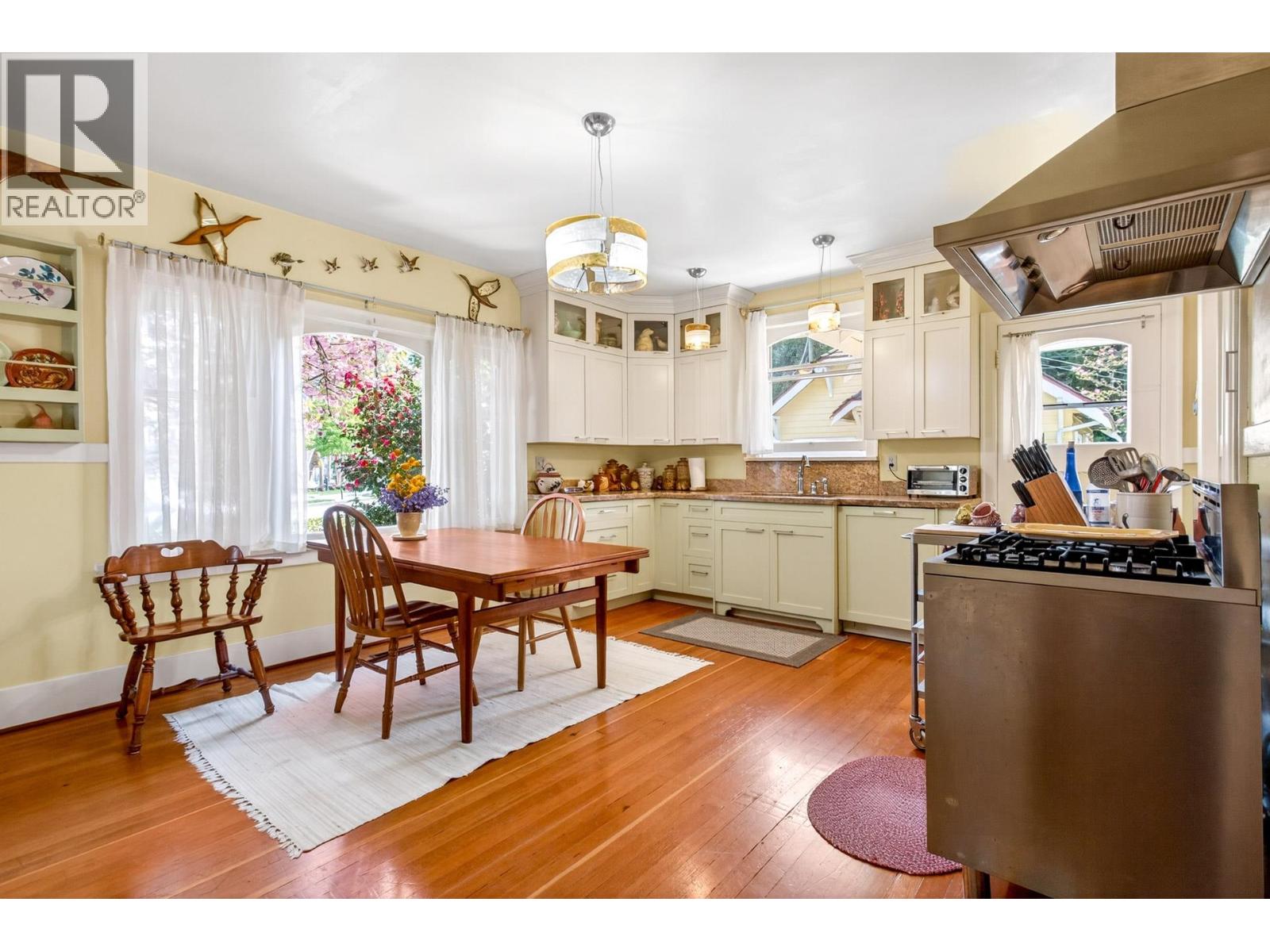 2721 St George Street, Port Moody, British Columbia  V3H 2H1 - Photo 8 - R3116048